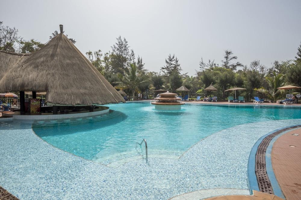 Senegambia Beach Hotel كولولي المظهر الخارجي الصورة