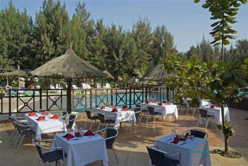 Senegambia Beach Hotel كولولي المظهر الخارجي الصورة