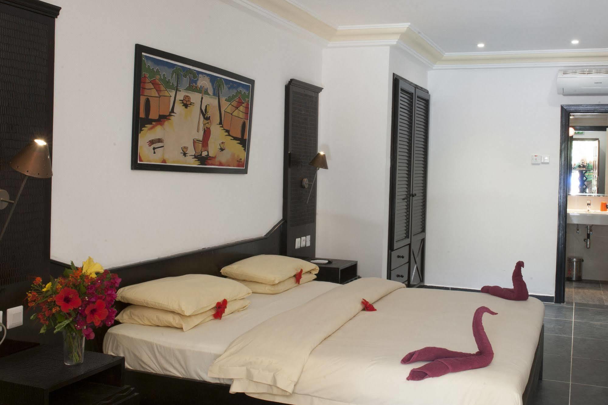 Senegambia Beach Hotel كولولي المظهر الخارجي الصورة