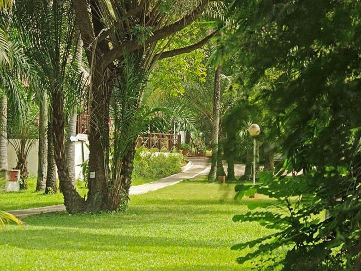 Senegambia Beach Hotel كولولي المظهر الخارجي الصورة